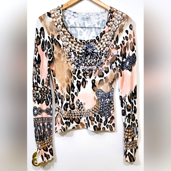 CACHE sizeS Leopard Print Pearl's Jewels & Bows Print Embellished w/ Rinestones - Picture 1 of 16
